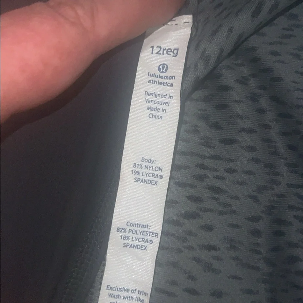 Lululemon pants - Picture 2 of 3